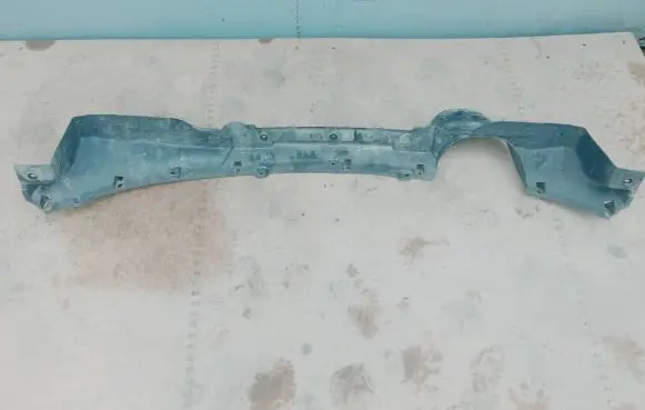 Seat Leon (1P) Front bumper lip 1R0825189