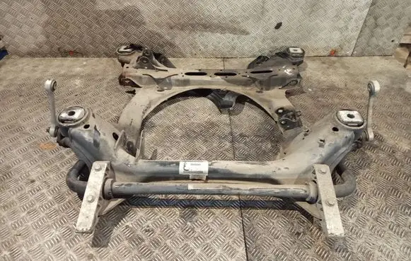 Volkswagen Touareg I Front subframe 7L0400025 4517946 8D038042