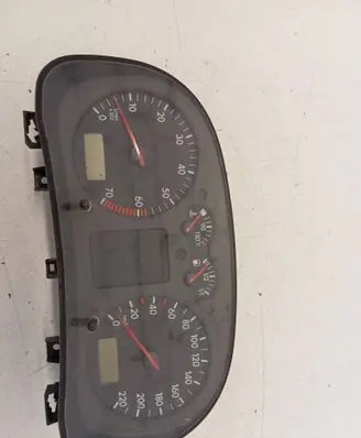 Volkswagen Golf IV Speedometer (instrument cluster) 1J0919860 0263604001 00380110638187