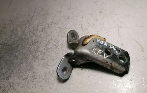 Toyota Corolla Verso AR10 Front door upper hinge