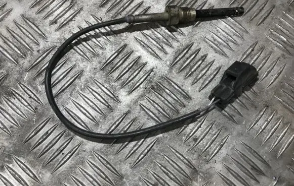 Volvo S80 Exhaust gas temperature sensor 6g9n12b591fa 6g9n-12b591-fa