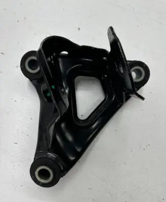 Tesla Model Y Engine mounting bracket 111023300C CC22240031279