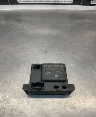 Mercedes-Benz Sprinter W906 Door control unit/module A9068204026 00005226
