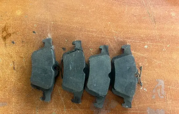 Ford Focus ST Brake pads (rear) AV612W008AB