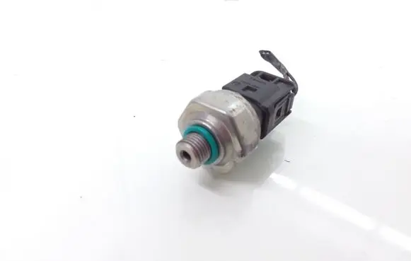 BMW 3 F30 F35 F31 Air conditioning (A/C) pressure sensor 9181464