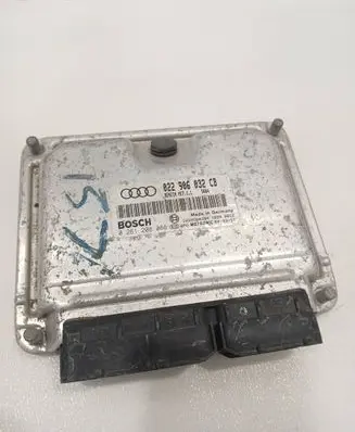 Audi A3 S3 8P Engine control unit/module 022906032CB 1039S04394 0261208088