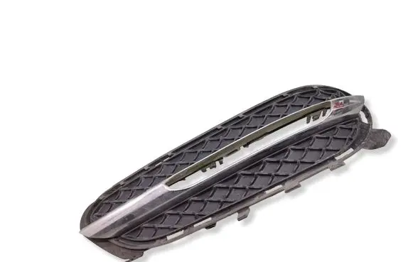 Mercedes-Benz E W212 Front bumper lower grill A2128851823