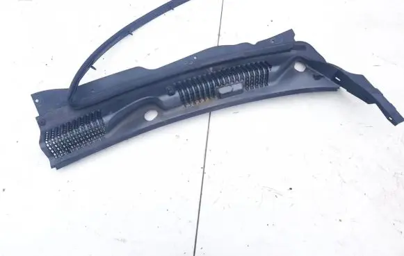 Opel Antara Wiper trim 95522271