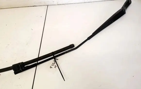 Volkswagen Tiguan Front wiper blade arm 1k1955410