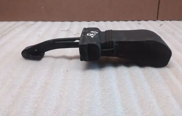 Audi A6 S6 C7 4G Front door check strap stopper 4G0837249A