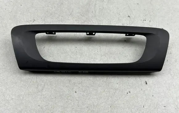 Renault Scenic III - Grand scenic III Radio/GPS head unit trim 281260001R