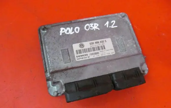 Volkswagen Polo Engine control unit/module 03D906032C
