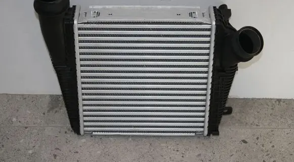 Porsche Panamera (971) Intercooler radiator 971145804J