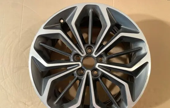 Ford Focus R18 alloy rim JX7C1007H1A
