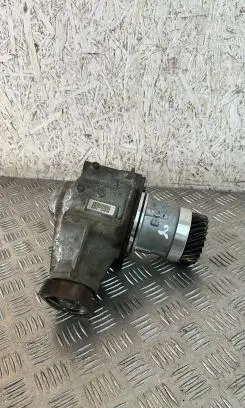 Gearbox transfer box case
