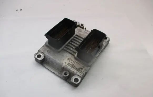Opel Corsa C Engine control unit/module 55350552