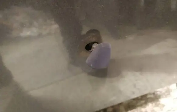 Volvo V50 Windshield washer spray nozzle 