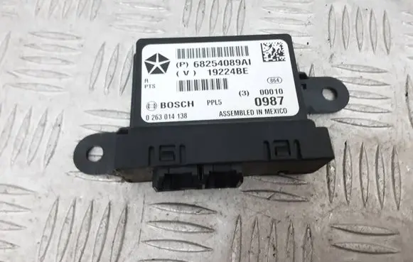 Dodge Durango III Parking PDC control unit/module 68254089AI