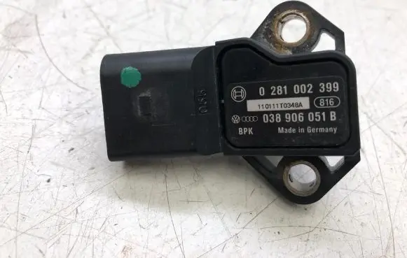 Volkswagen Golf VI Air pressure sensor 0281002399