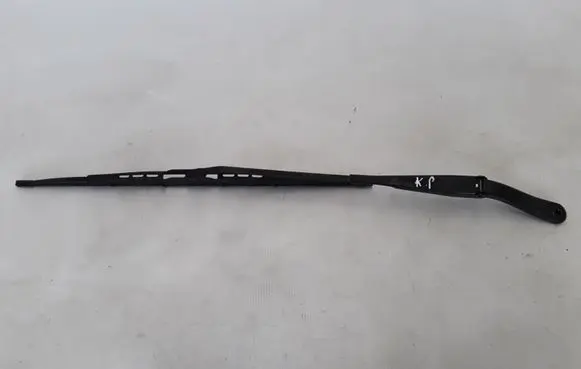 Dacia Duster Front wiper blade arm 