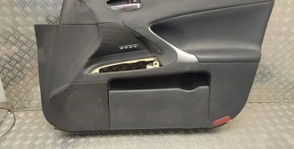 Lexus IS 220D-250-350 Front door card panel trim