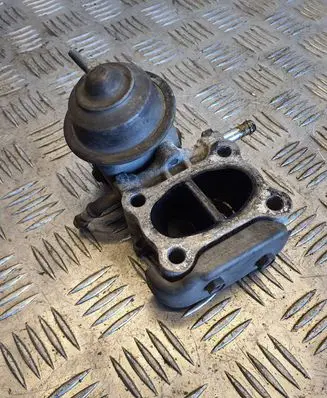 Honda CR-V EGR valve