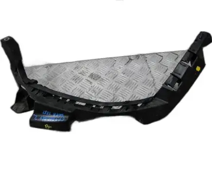 Seat Arona Headlight/headlamp mounting bracket 