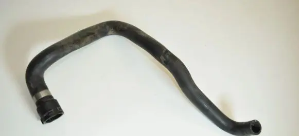 Audi A4 S4 B5 8D Engine coolant pipe/hose 8D0819371AN