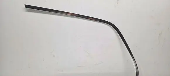 Volkswagen Touareg II Rear side glass trim 7P6845297AL