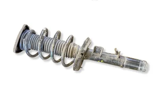 Volvo XC40 Front shock absorber with coil spring 32221901 AE8UB 32246639