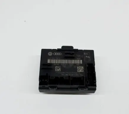 Audi A1 Door control unit/module 8X0959793D P10024785