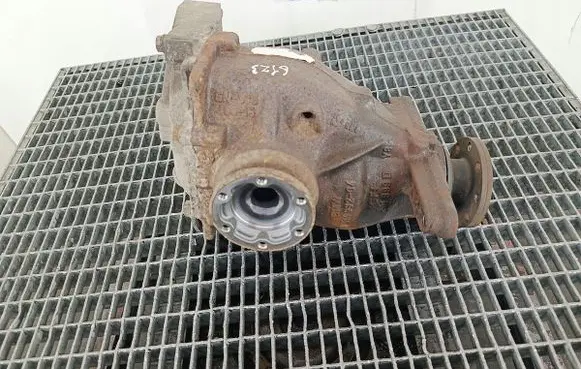 BMW 1 E81 E87 Rear differential 7514992