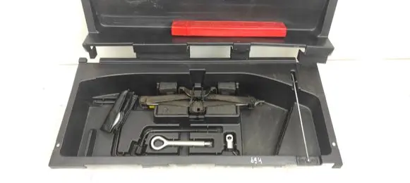 Lexus RX 330 - 350 - 400H Tool box 6499148010
