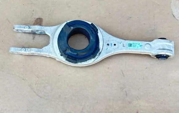 KIA EV6 Rear upper control arm/wishbone 55210GI100 20221219 55210GL100