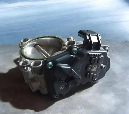 BMW 7 G11 G12 Throttle body valve 8623324 A2C80221600 01678