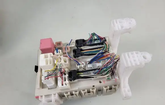 Toyota Auris 150 Fuse box set 82730-02140-A
