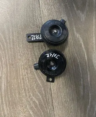 Honda Jazz IV GR Horn signal HM273100 HM273200