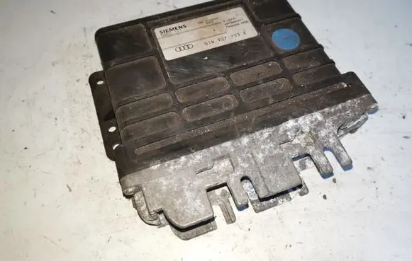 Audi A4 S4 B5 8D Gearbox control unit/module 01N927733E 5WP2111