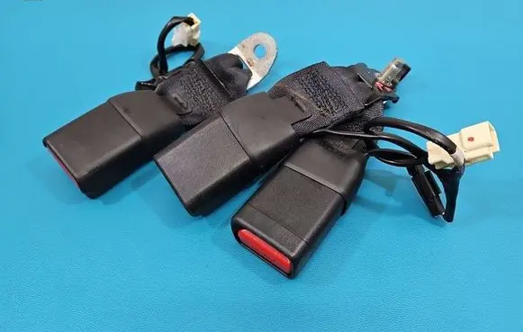 Suzuki Swift III Rear seatbelt 1137111 IMPRK1602489
