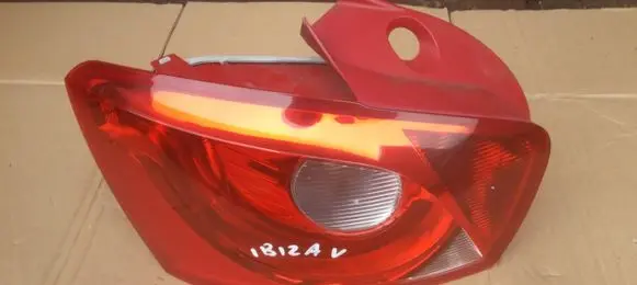 Seat Ibiza IV (6J,6P) Rear/tail lights