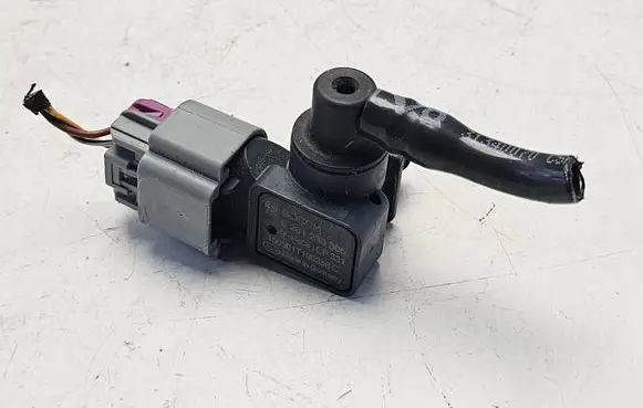 Volvo V60 Vacuum line/pipe/hose 0261230305 150901T190958C