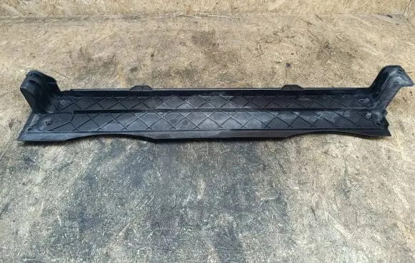 BMW X5 E70 Bottom radiator support slam panel 7533539