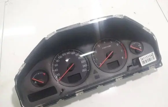 Volvo S60 Speedometer (instrument cluster) 9499668