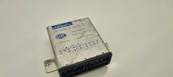 Audi 100 200 5000 C3 Auxiliary heating control unit/module 5HB00488100 251599500000