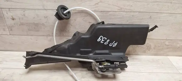 Audi A4 S4 B6 8E 8H Front door lock 8E0837350