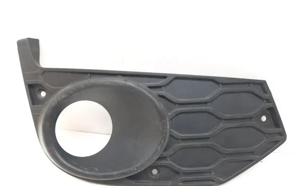 Iveco Daily 6th gen Front fog light trim/grill 5801562215 5801529858