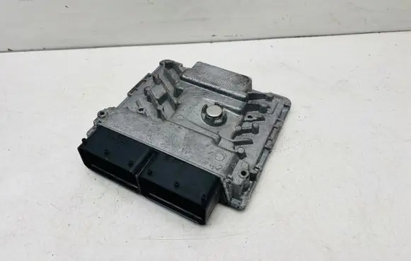 Skoda Superb B8 (3V) Engine control unit/module 06K907425B 5WA1800401