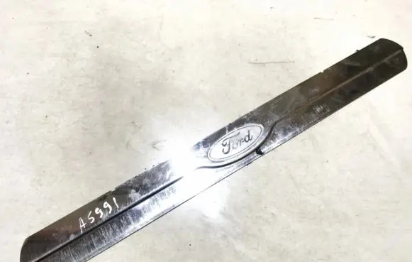 Ford Mondeo MK IV Front sill trim cover