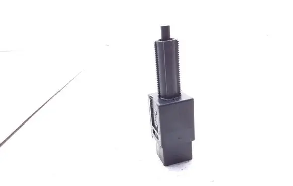 Nissan Primera Brake pedal sensor switch