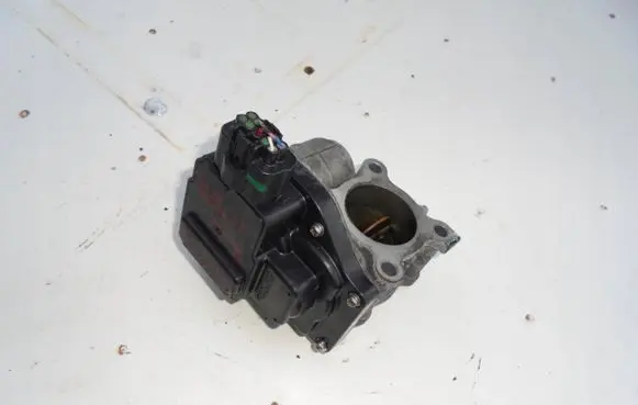 Honda Civic IX Throttle valve